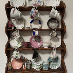 Collectible Vintage Bone China Teacups & Saucers Set