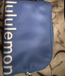 Lululemon Card Pouch 