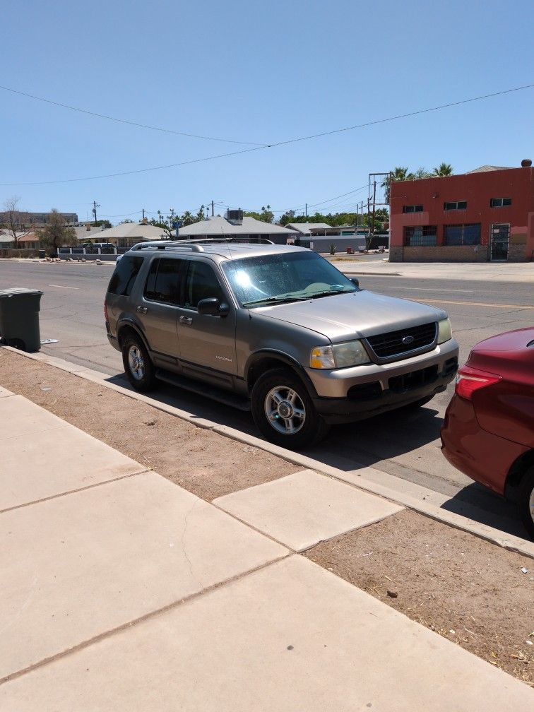 2002 Ford Explorer