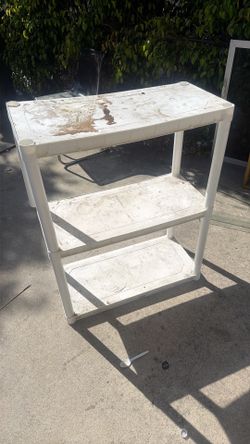 free shelves