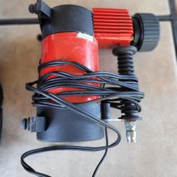 Shop force 12v air compressor for car truck etc