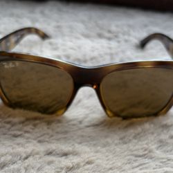 RAY-BAN RB4184 Polarized Brown Lenses LIGHT HAVANA Tortoise https://offerup.com/redirect/?o=U1VOR0xBU1NFUy5SRUFE
