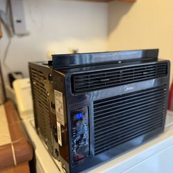 Midea Window  Air Conditioner 
