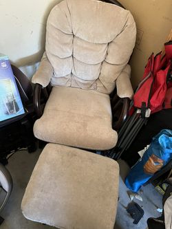 Rocking Chair And Glider
