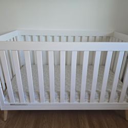 Delta 4 In One Convertible Crib!