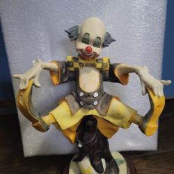Royal Joker Statue 
