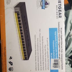 * BRAND NEW IN PLASTIC * NETGEAR 16-Port Gigabit Ethernet PoE Network Switch (GS116LP) - Hub with 16 x PoE+ @ 76W Upgradeable, Desktop/Rackmount