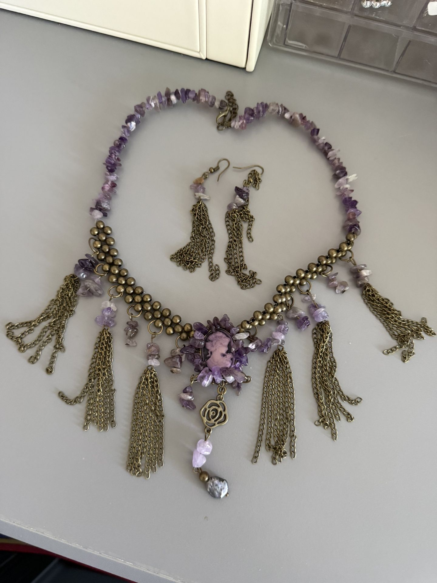 Women’s Vintage purple cammeo style crystal Jewelry set