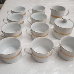 11 New In Box Gold Plated Porcelain Teacups
