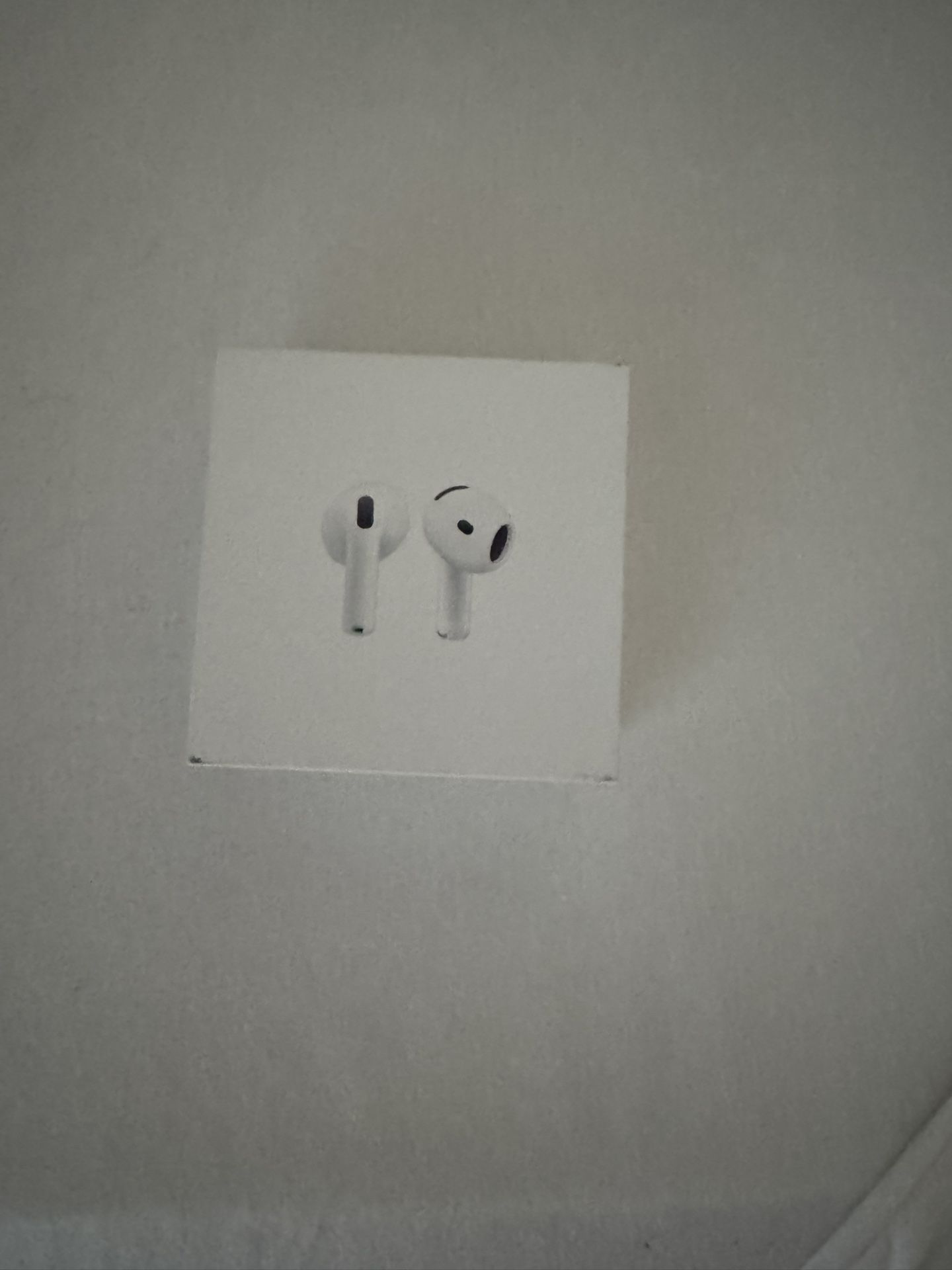 Apple AirPods 4 Without ANC