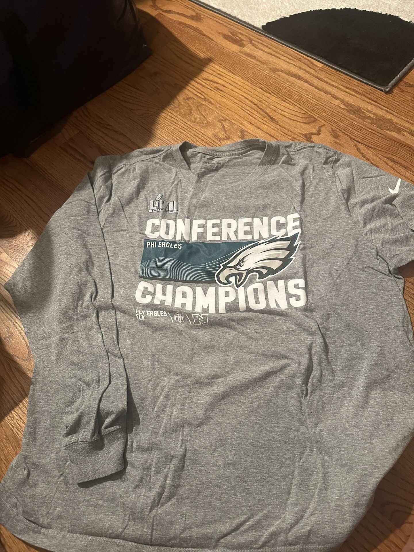 Long sleeve Tee Shit Philadelphia Eagles Super Bowl Conference Champions