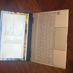 Laptop 