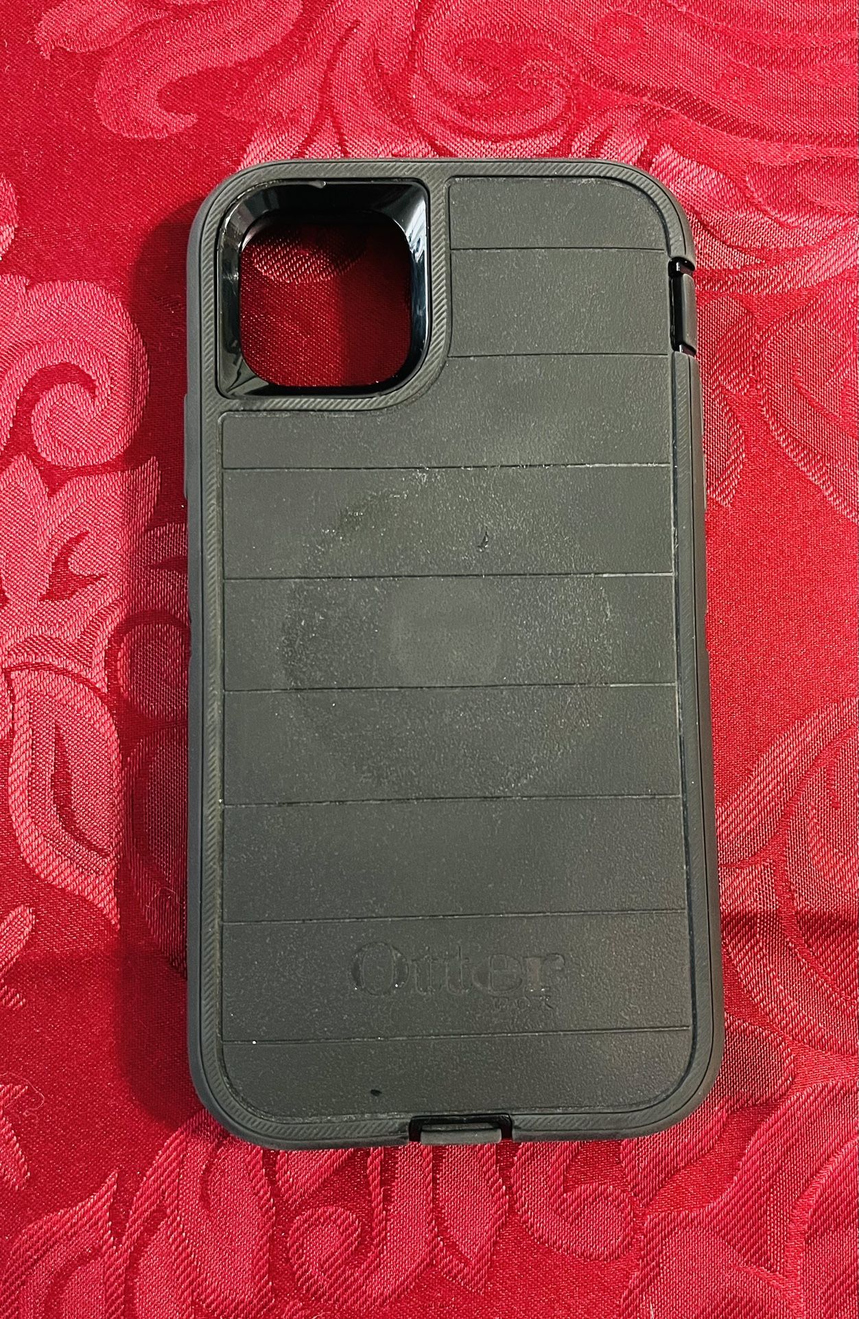 OtterBox Defender IPhone 11 case
