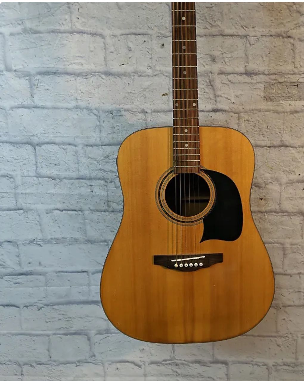 Lyon Guitar