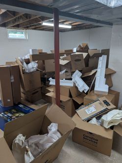 Free Moving boxes