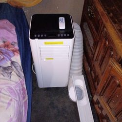 Portable AC With Window Kit And Fan /Ac -A010