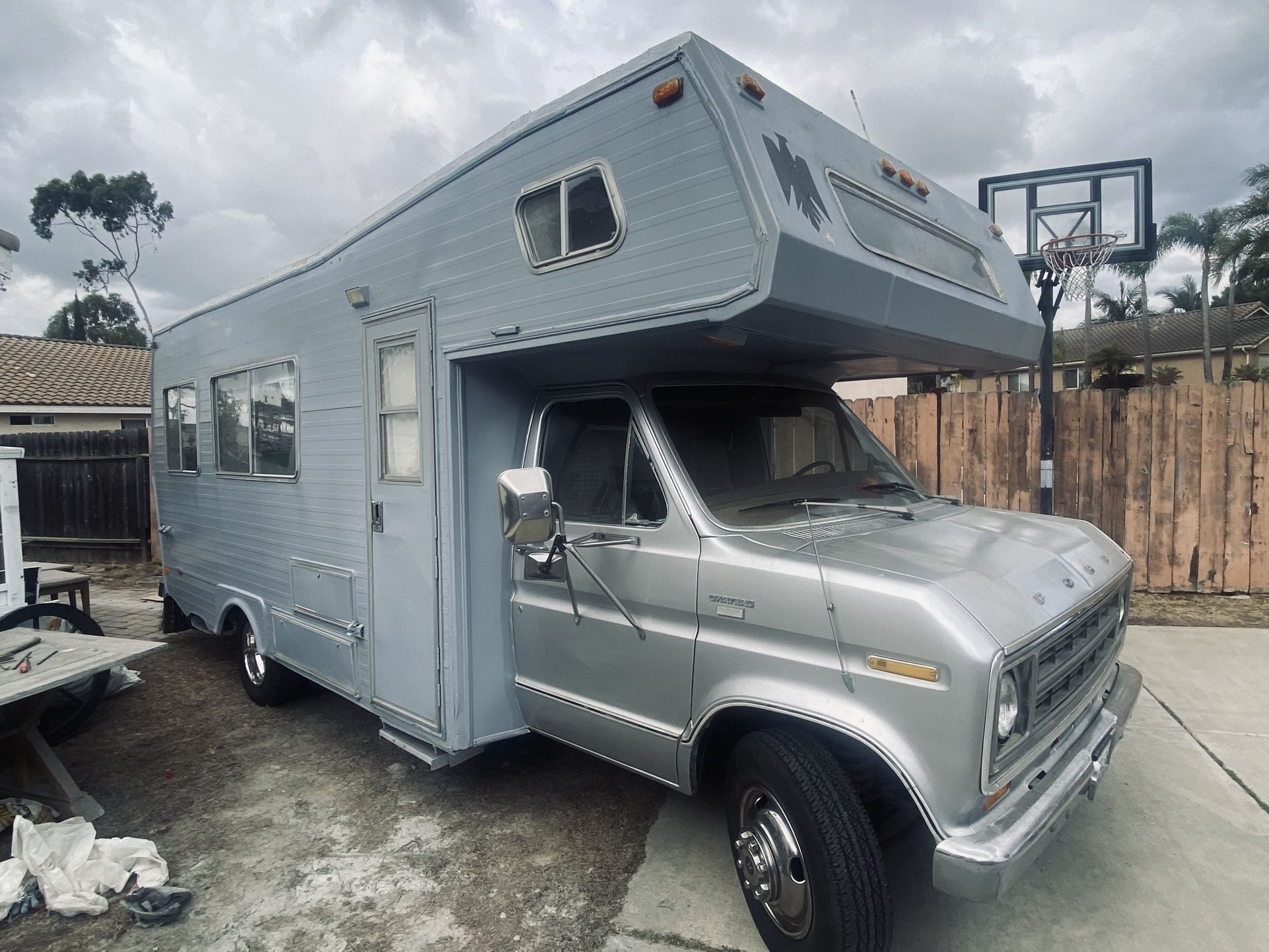 1978 Ford Chateau RV 46861 Miles