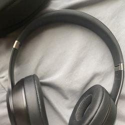 Beats Solo4 Wireless Headphones 