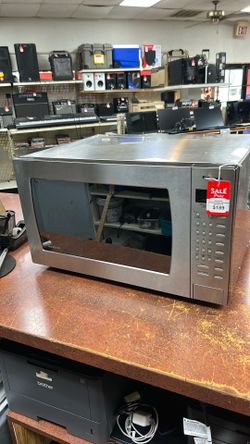 Panasonic genius prestige microwave NN-SN797s