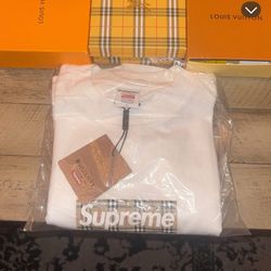 Burberry Supreme Tee Size s