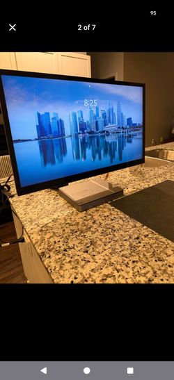 Lenovo IdeaCentre Core i5 Touchscreen with Camera