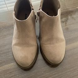Girl Old Navy Booties Size 10