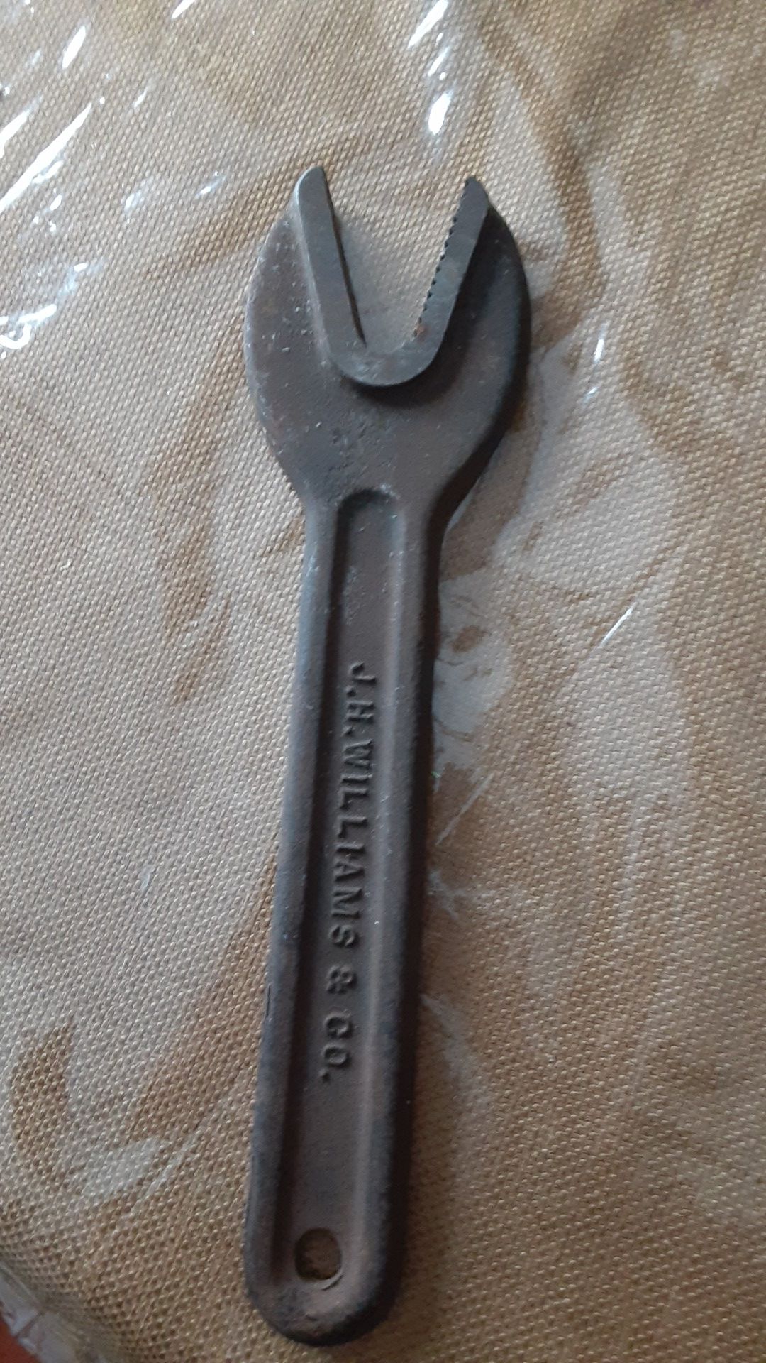 Vintage alligator wrench