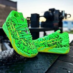 PUMA x Lamelo Ball LaFrance MB.03 Size 13 green yellow melo mb03