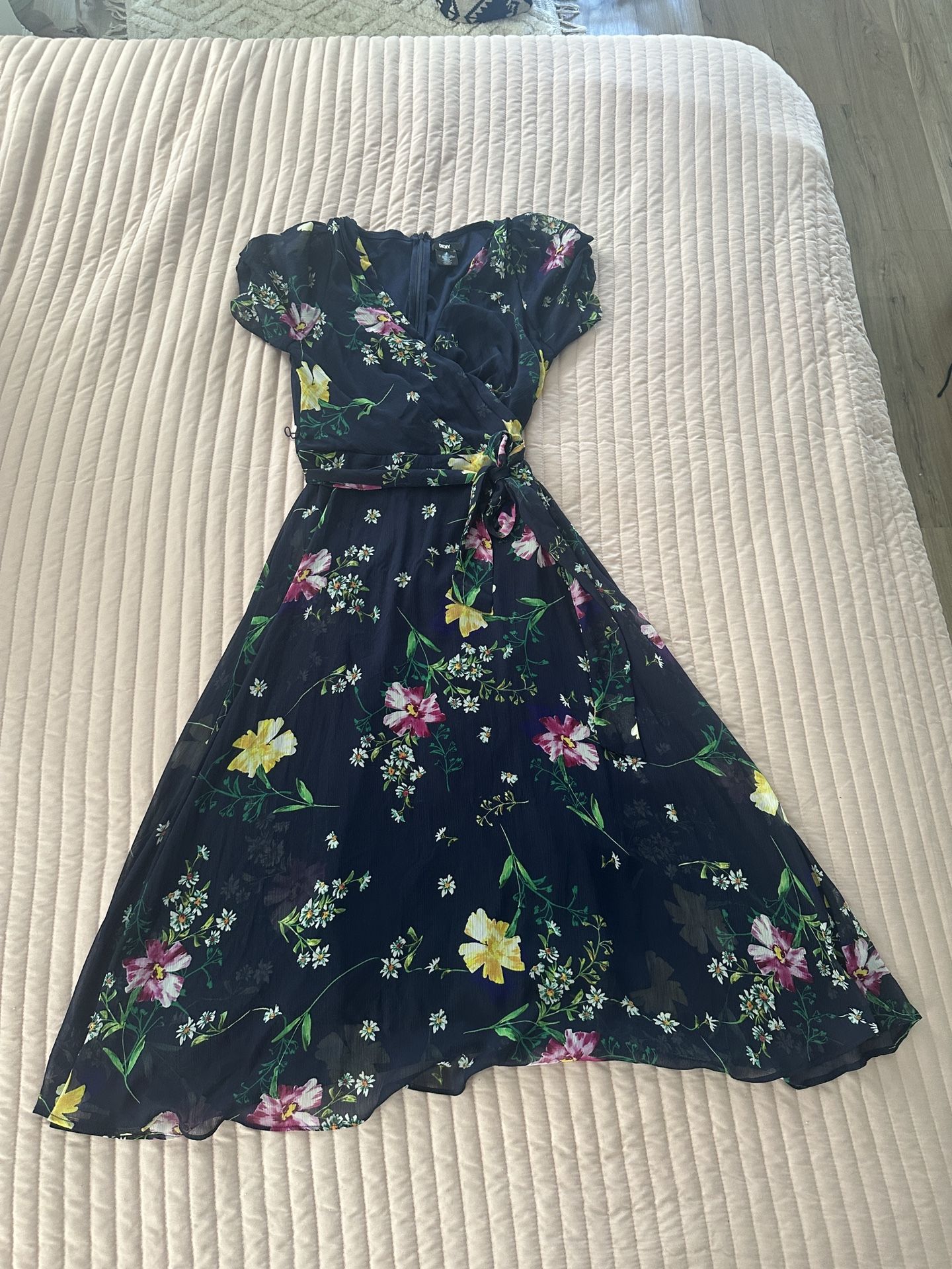 DKNY Blue Floral Dress size 8