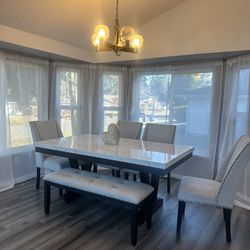 New Dinning Table Available 