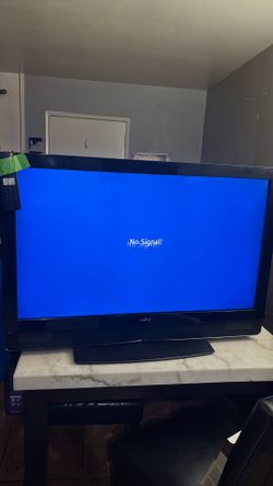 Not smart tv) Vizio 42 “