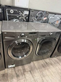 Lg mismatched washer and dryer set stainless steel electric
