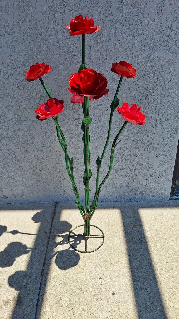 💥 🌹 Metal Roses Stand ⚘️ 💥 %15 Off 💥🌹