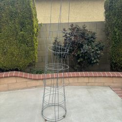Plant Holder 