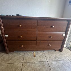 6 Drawer Dresser
