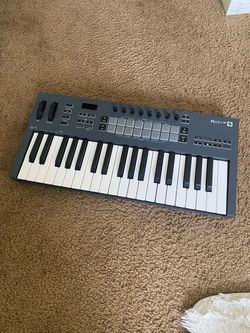 Novation FLkey 37 USB MIDI Keyboard Controller for FL Studio, 37-Key