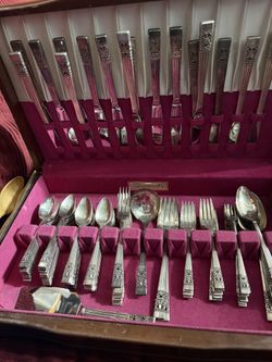 Oneida Community Silver Plated Silverware Set The Finest Silver Plate