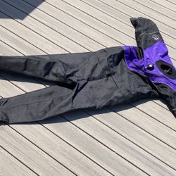Women’s DUI dry Suit TLS350QZ Package.