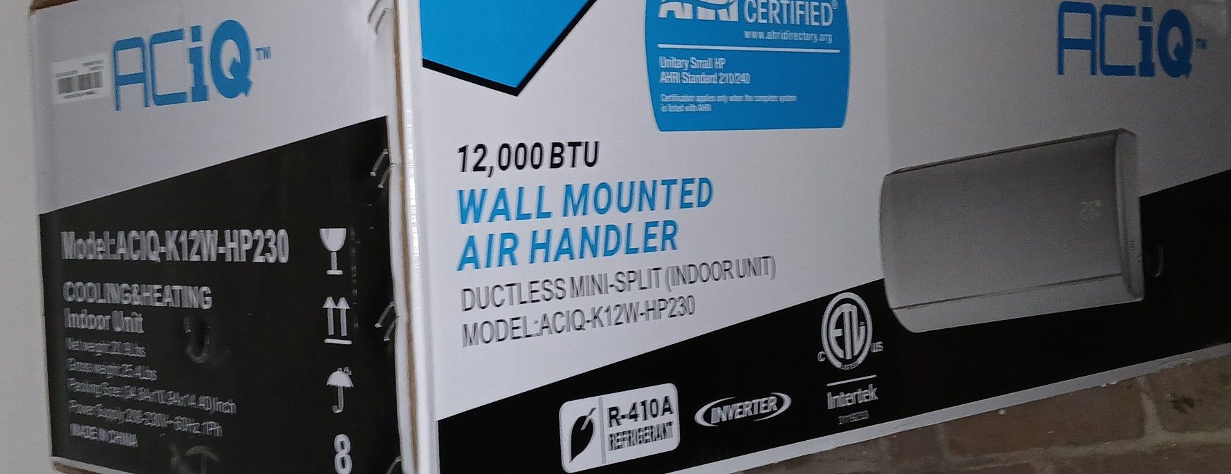 ACiq Heating / Cooling Unit 12,000 BTU