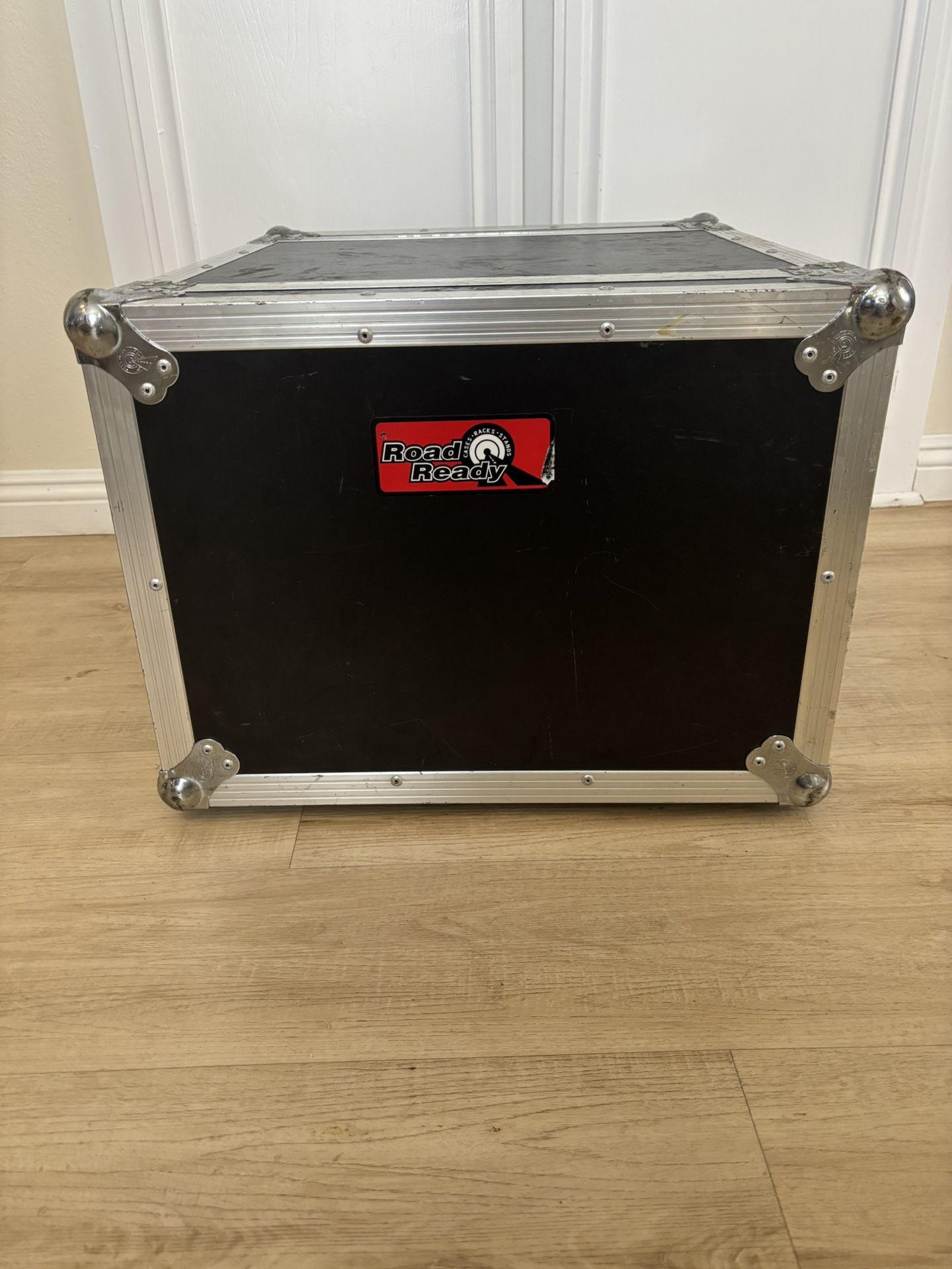 Road Ready 8ru Road case