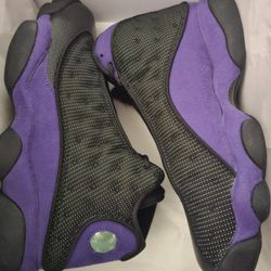Jordan 13 Retro
Court Purple (NEW)