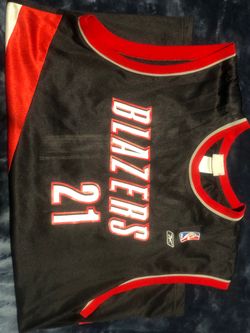 Red black gray & white mens  Jersey, size XL, Reebox.