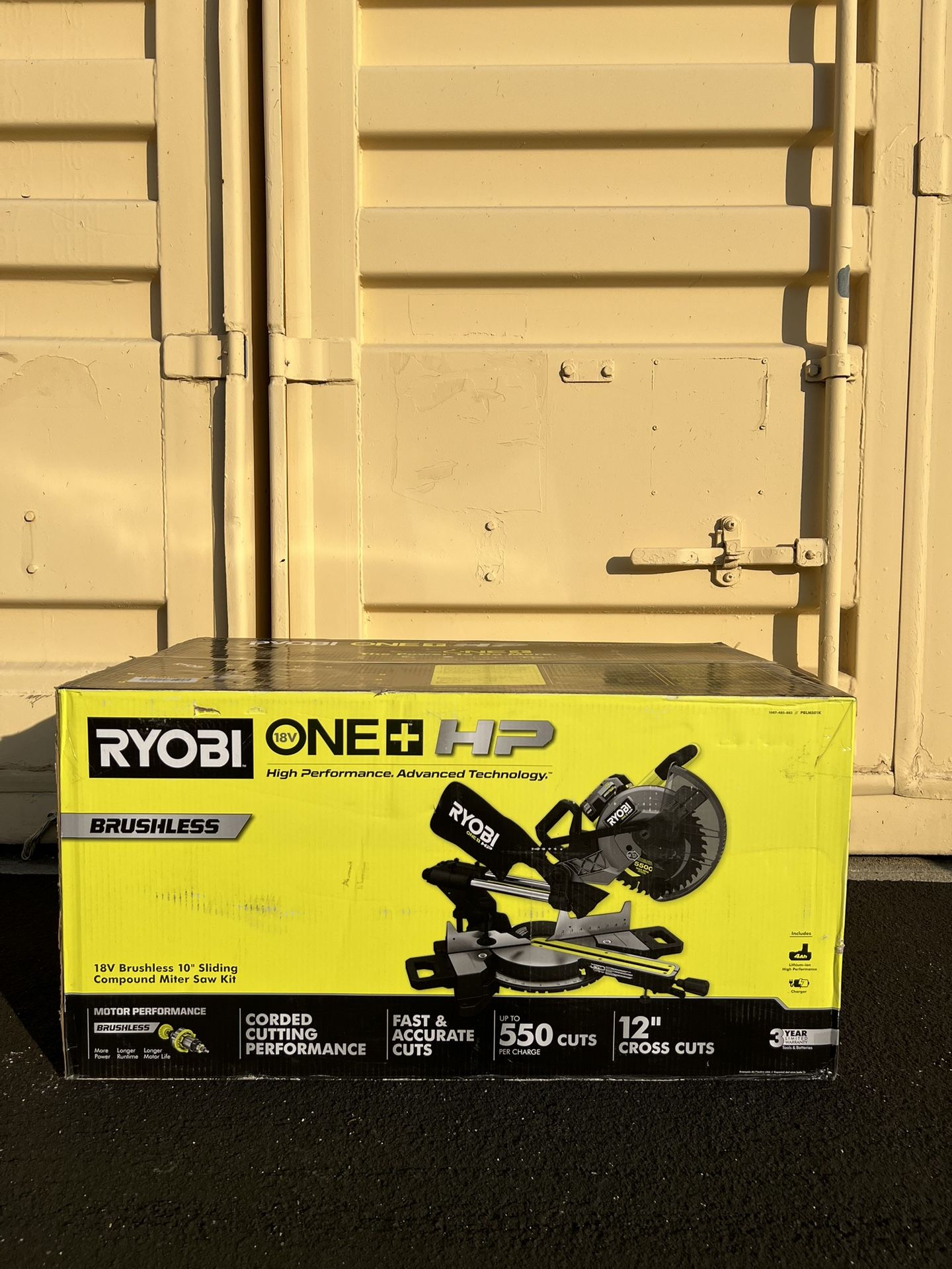 Ryobi Brushless Cordless 10 in. Sliding Compound Miter Saw Kit