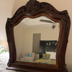 Beautiful large ornate dresser mirror 