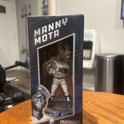 MANNY MOTA DODGERS BOBBLEHEAD 