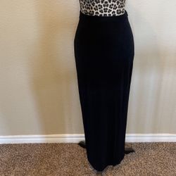 Womens Black Straight Long Skirt With Slit, New With Tags, Size M, $5