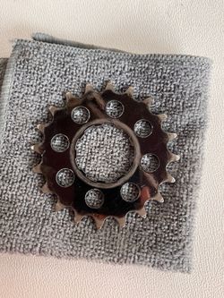 19t cassette (not a fixed gear cog)