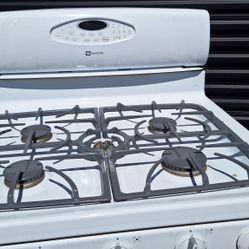 MAYTAG, APARTMENT SIZE STOVE RANGE (INSTALLED)