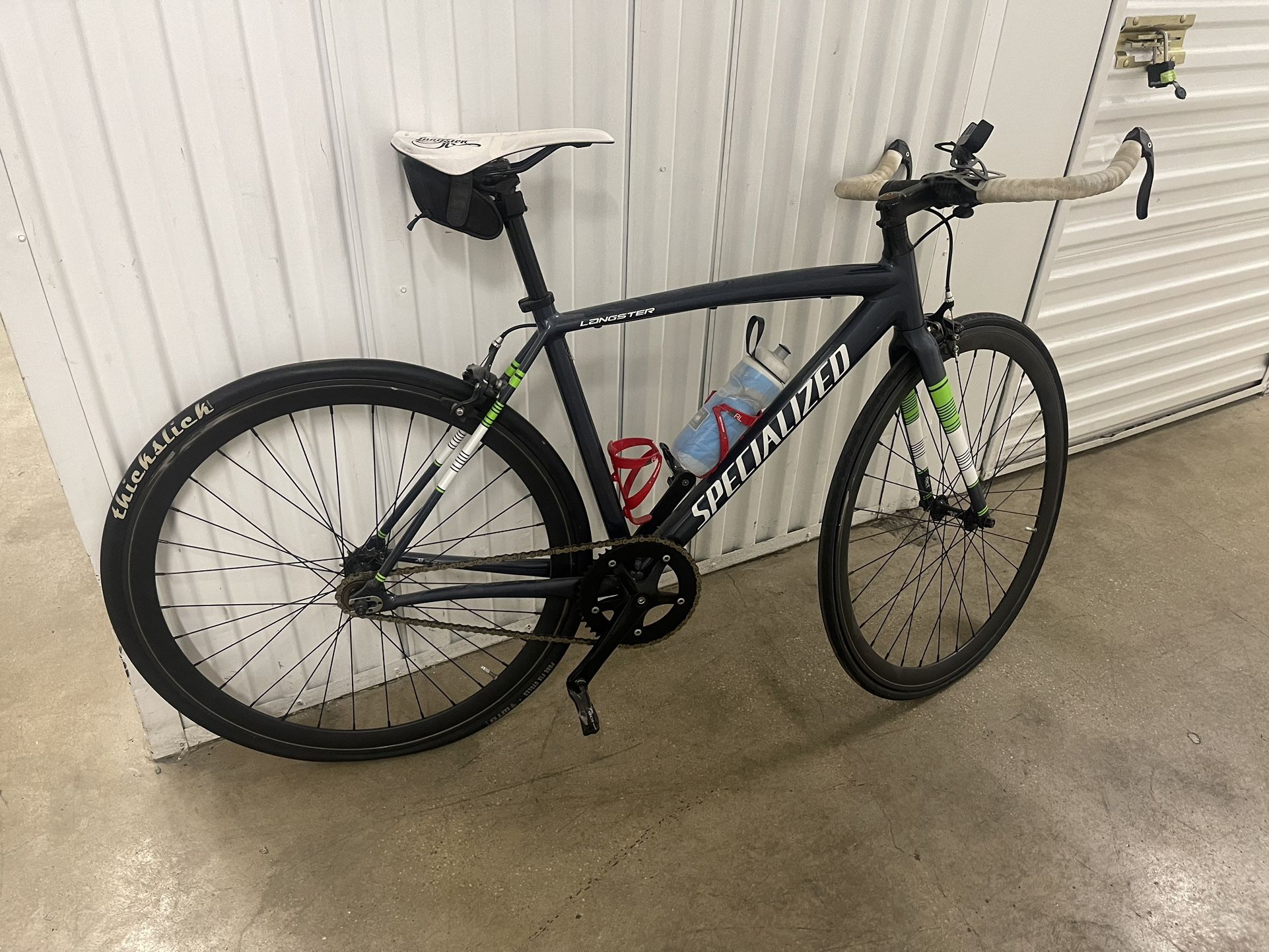 Specialized Langster – Fast, Lightweight, and Built for the City