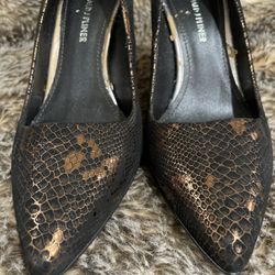 Donald J Pliner Shoes Size 7.5